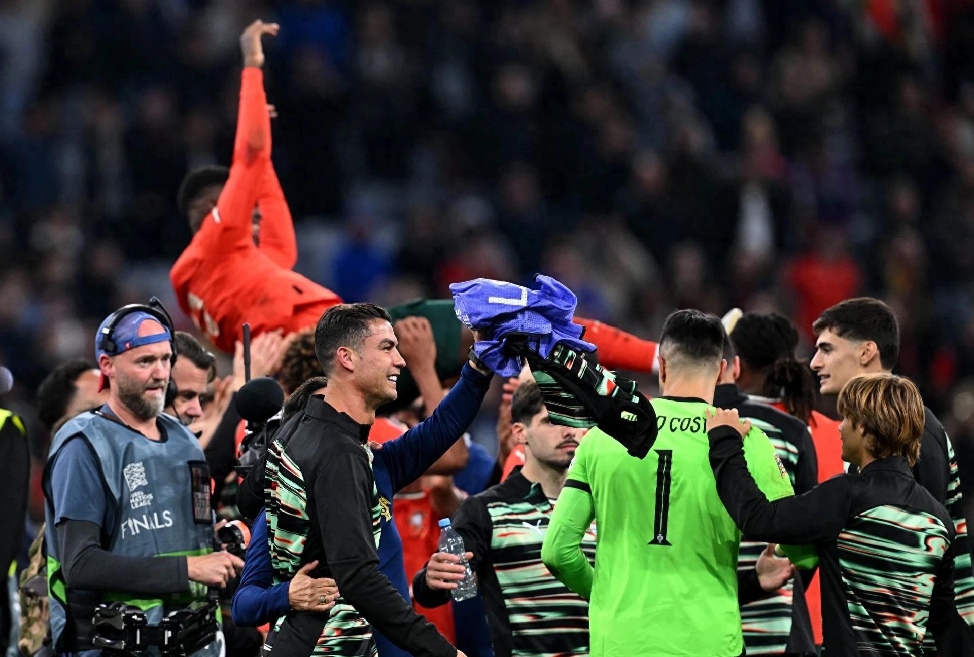 AYX-关于C罗爆冷击败塞尔维亚队,比分优势明显引爆全场!的信息