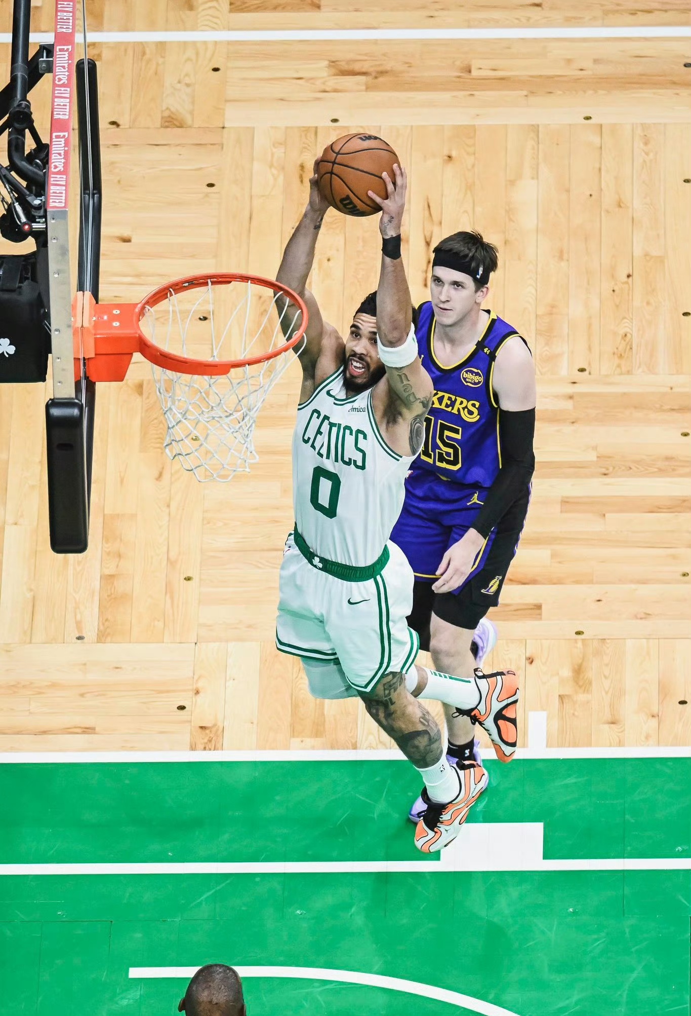 爱游戏-关于塔图姆在法国队比赛中关键助攻,势不可挡引发热议!的信息