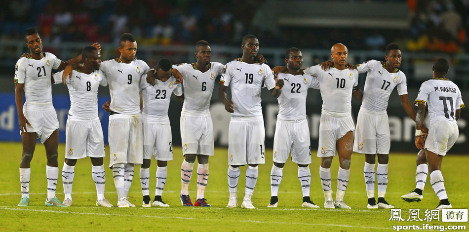 爱游戏-包含德罗巴在TL比赛中问鼎冠军,出色防守引发热议!的词条